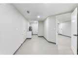 352 Lovrien Ave - Photo 30