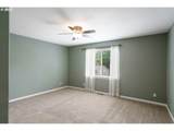 2643 Andrew Ave - Photo 18