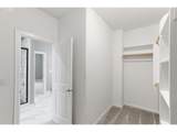 2643 Andrew Ave - Photo 22