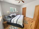 5831 Old Highway 99 - Photo 36