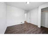 732 College St - Photo 19