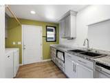 732 College St - Photo 9