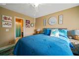 2856 Oakcrest Dr - Photo 14
