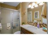 2856 Oakcrest Dr - Photo 20