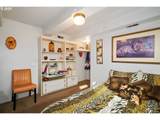 2856 Oakcrest Dr - Photo 25