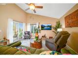 2856 Oakcrest Dr - Photo 7