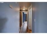 870 Holladay Dr - Photo 16