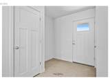 670 Jimmy St - Photo 2
