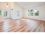 1243 Delrose Dr - Photo 9