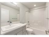 1625 Montgomery St - Photo 32