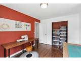 9805 Clarendon Ave - Photo 29