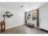 9805 Clarendon Ave - Photo 9