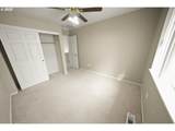 16045 Red Clover Ln - Photo 18