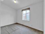 1005 Ferry St - Photo 22