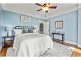 1067 Oak St - Photo 29