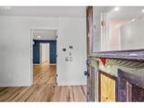 1067 Oak St - Photo 37