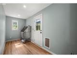 1067 Oak St - Photo 43