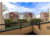 8325 Seneca St - Photo 30