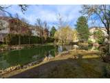 8325 Seneca St - Photo 37