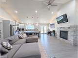 2810 Athens Ct - Photo 8