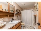 9958 Beach Dr - Photo 13