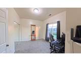 340 Kalapuya Way - Photo 22