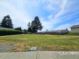 425 Railroad St - Photo 10