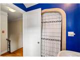 2250 Flanders St - Photo 18