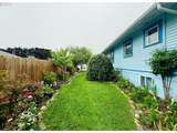 830 Division St - Photo 3
