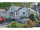905 Columbia St - Photo 1