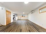 647 Oakwood Dr - Photo 3