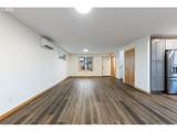 647 Oakwood Dr - Photo 5