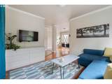 1104 Columbia St - Photo 14