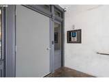 1104 Columbia St - Photo 20