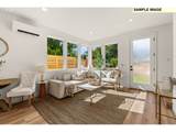 1524 Jarrett St - Photo 10