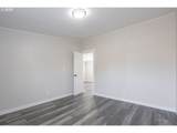 1074 Rodan Ave - Photo 16