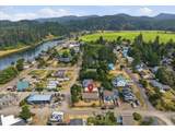 6420 Ferry St - Photo 38