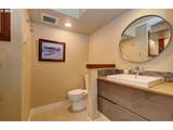 5585 Evergreen Blvd - Photo 19