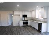 203 Henry St - Photo 5