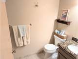 1070 Bay St - Photo 21