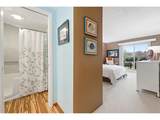 5565 Evergreen Blvd - Photo 21