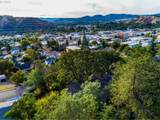 1172 Hawthorne Dr - Photo 47