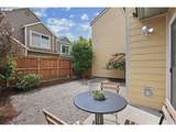 550 Knott St - Photo 17