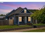 112 Gold St - Photo 2