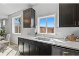 1578 Tracy St - Photo 15