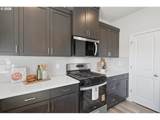 1578 Tracy St - Photo 16