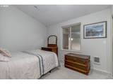 53221 Marmot Rd - Photo 18