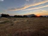 320 Klickitat Ave - Photo 3