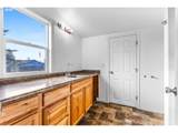 221 Rainbow Ave - Photo 17
