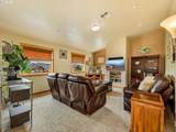 4664 Sheridan Dr - Photo 26